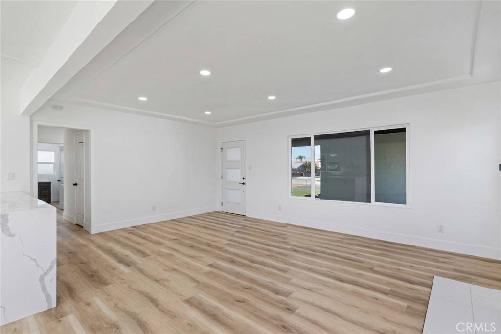 1104 Vineland Avenue