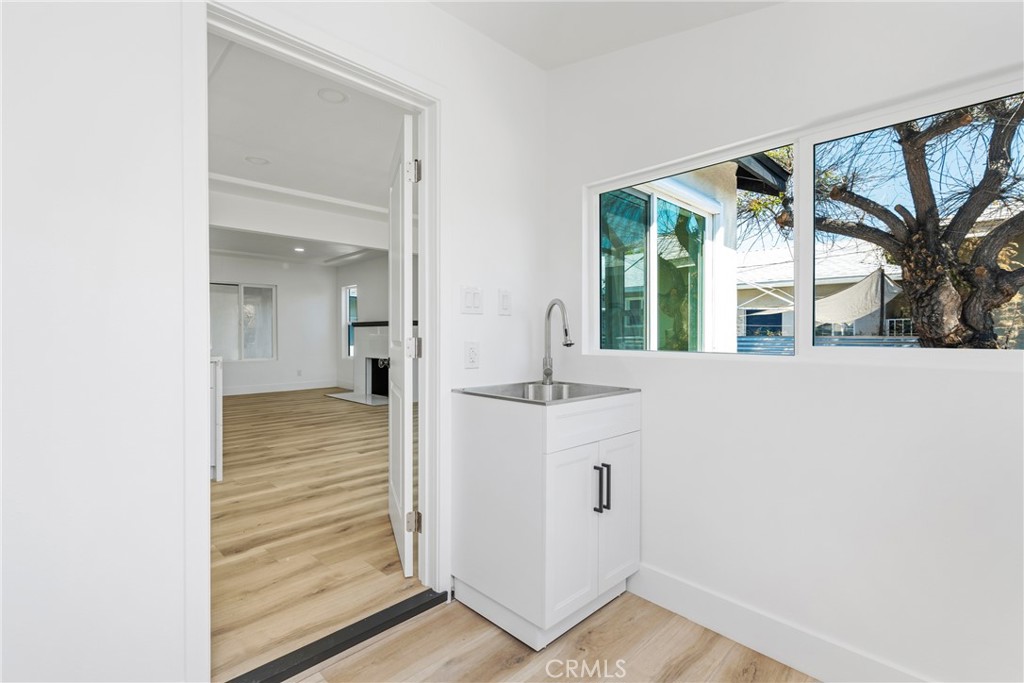 1104 Vineland Avenue