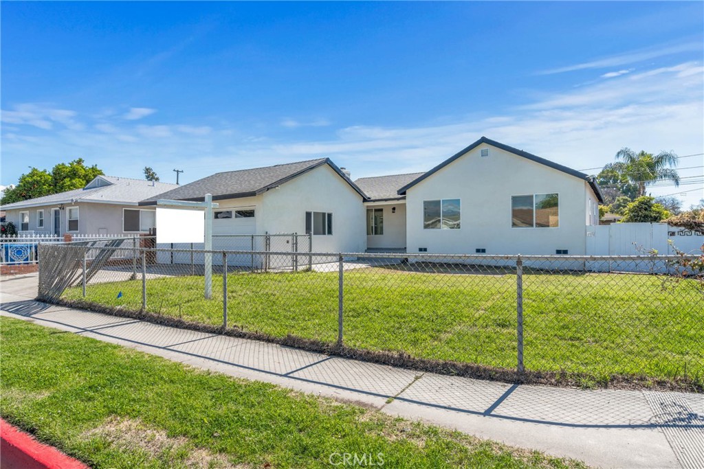 1104 Vineland Avenue