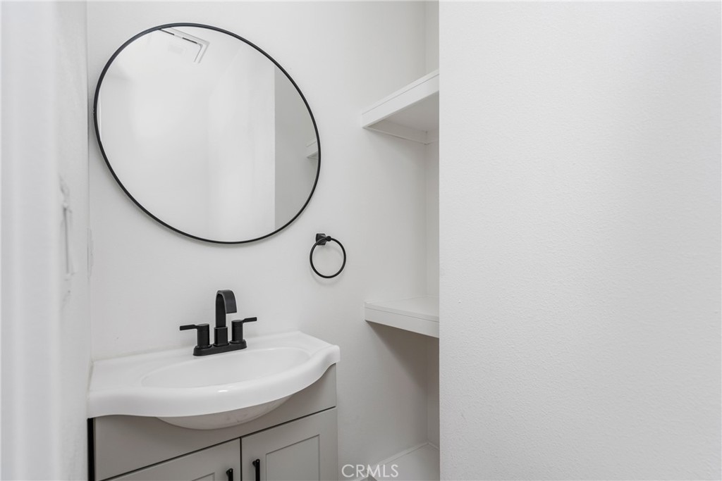 1104 Vineland Avenue