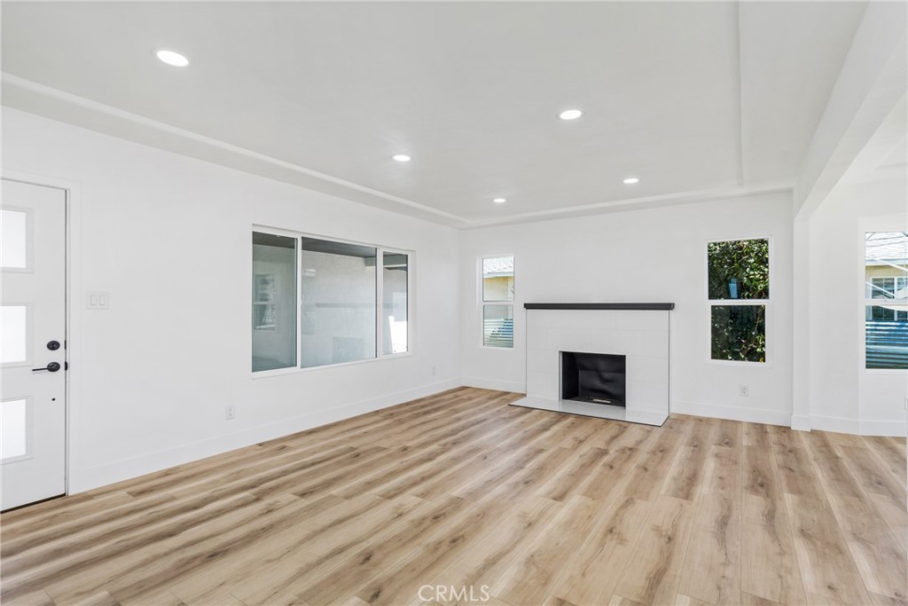 1104 Vineland Avenue