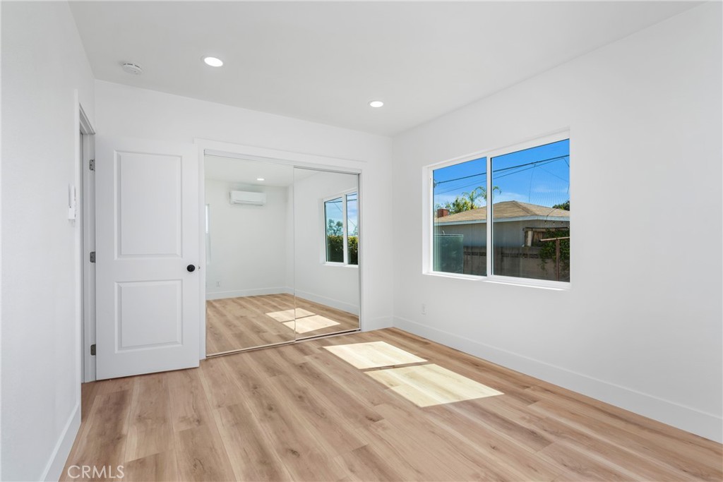 1104 Vineland Avenue