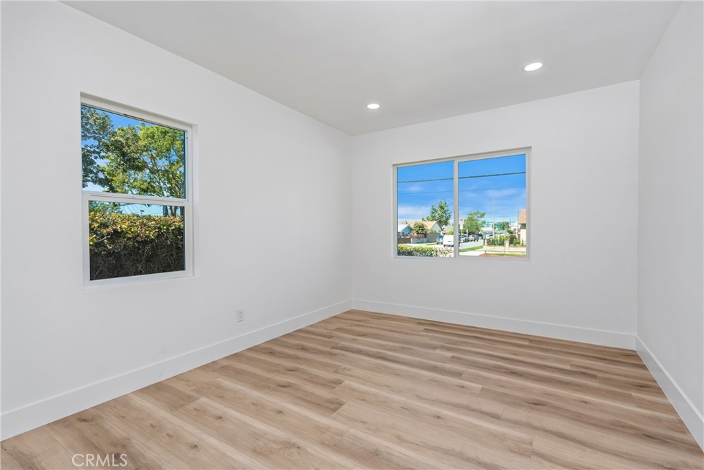 1104 Vineland Avenue