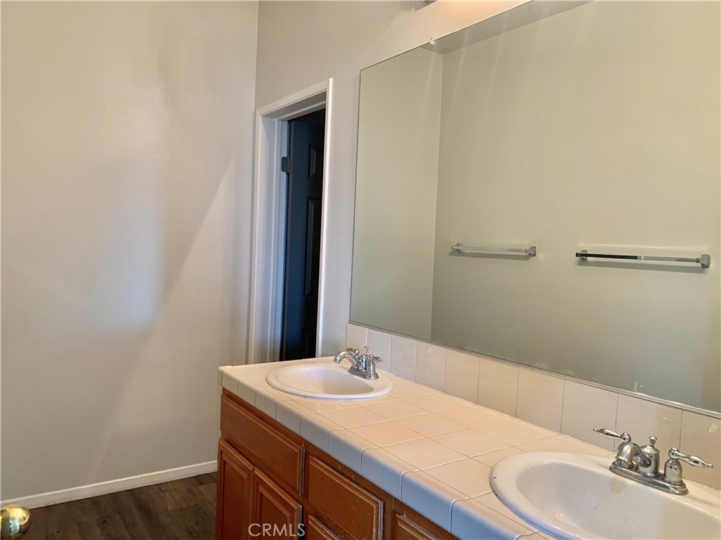 11935 Silver Loop