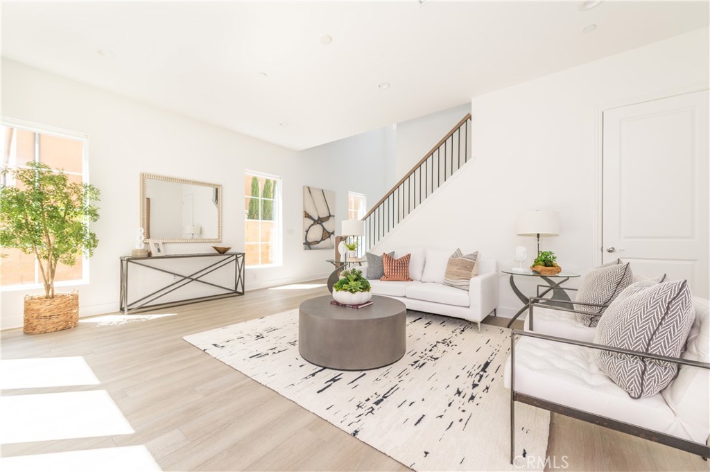 20746 W Bur Oak Circle