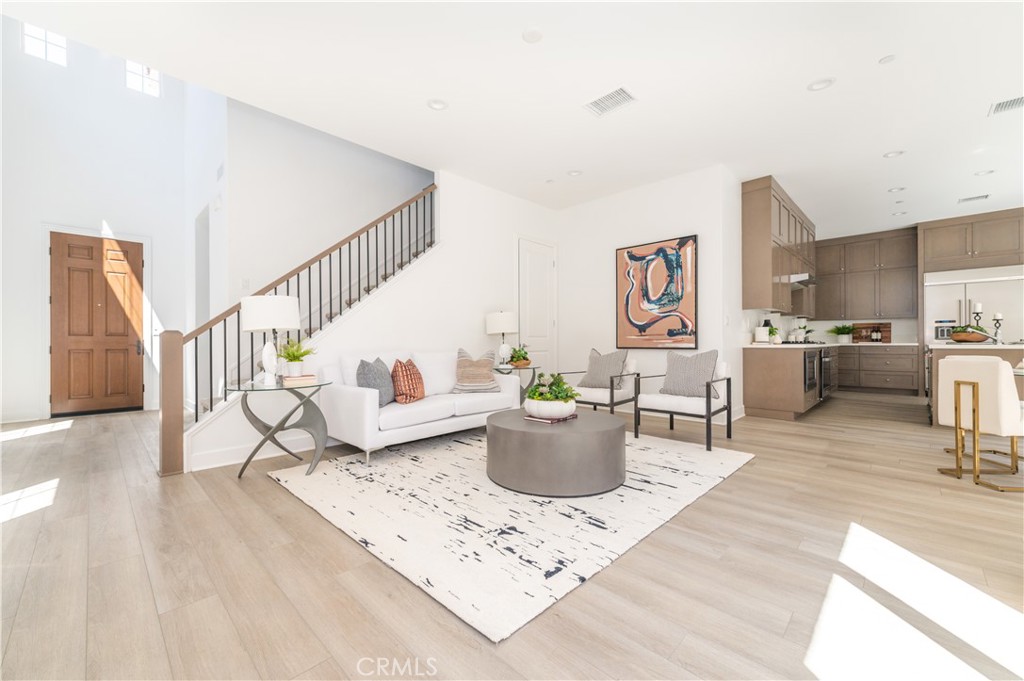 20746 W Bur Oak Circle