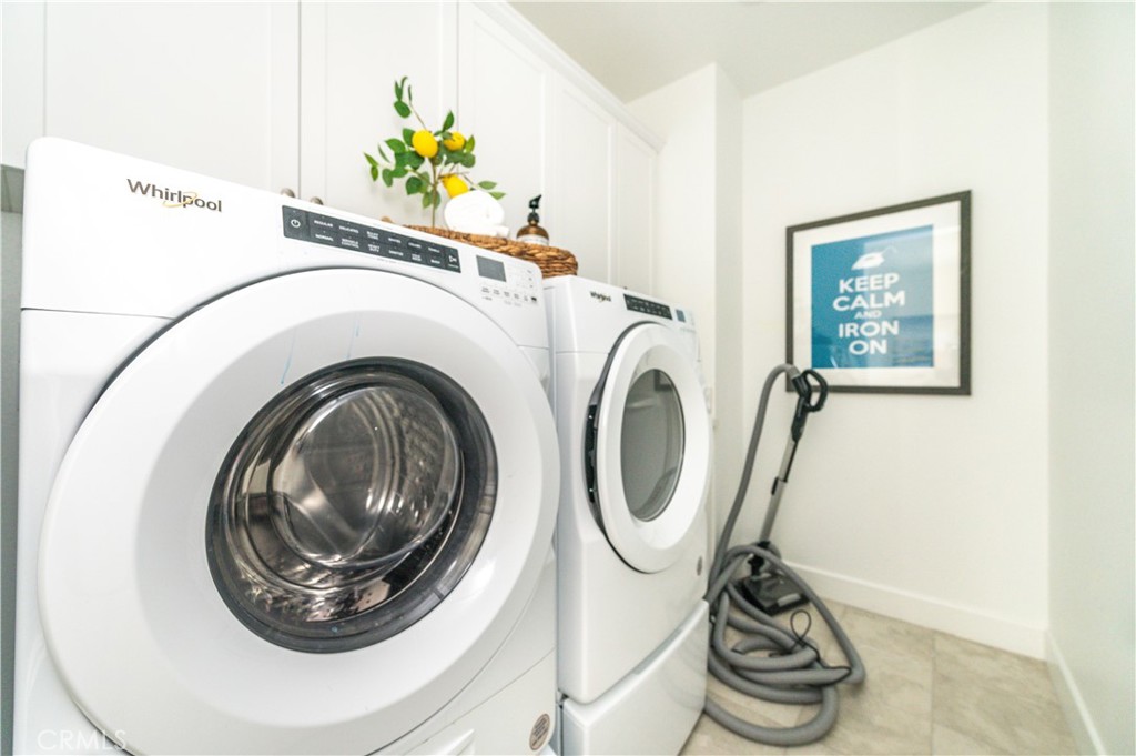 20746 W Bur Oak Circle