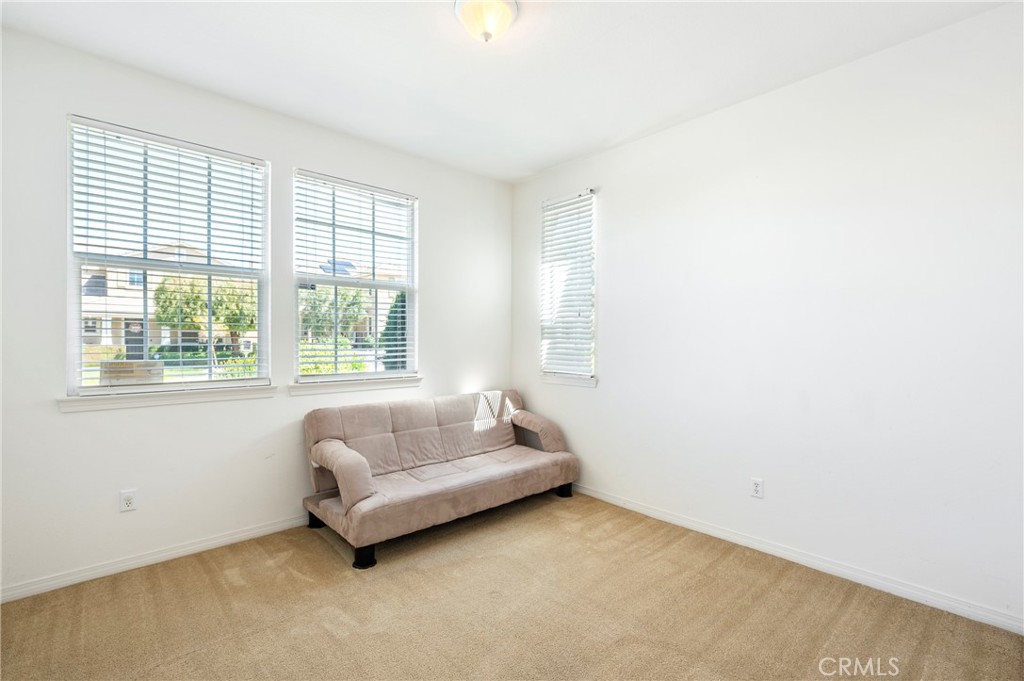 13070 Holmwood Ct
