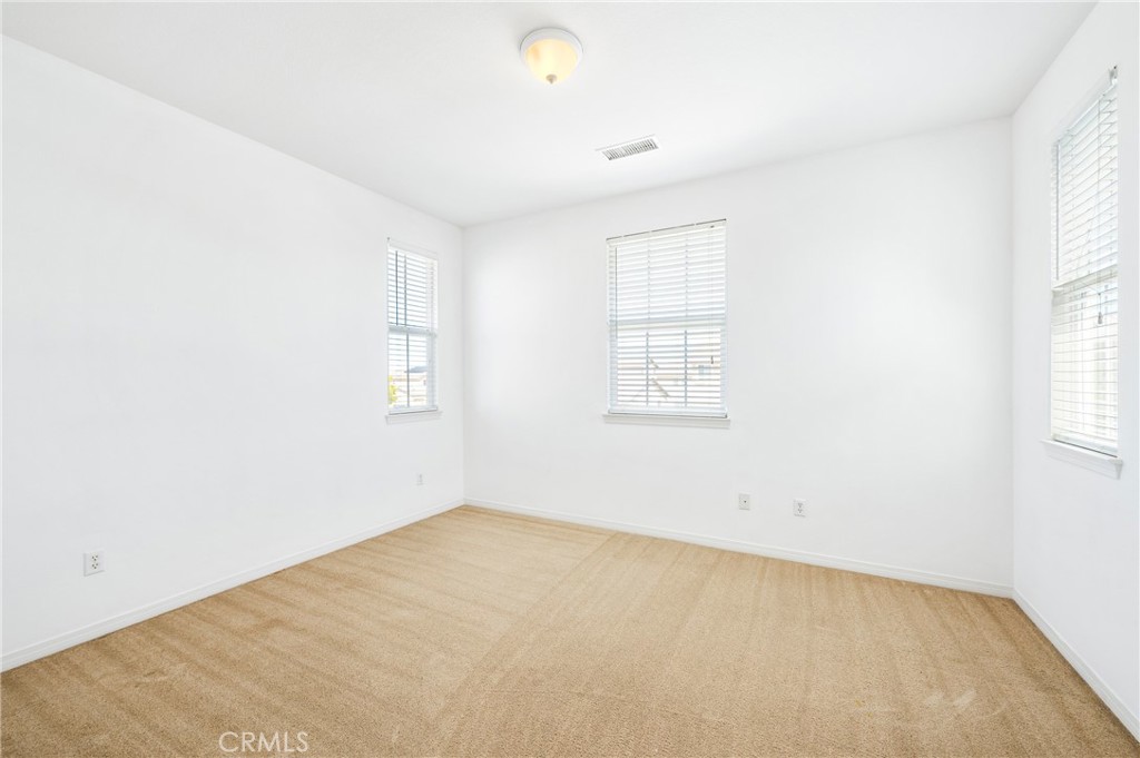 13070 Holmwood Ct