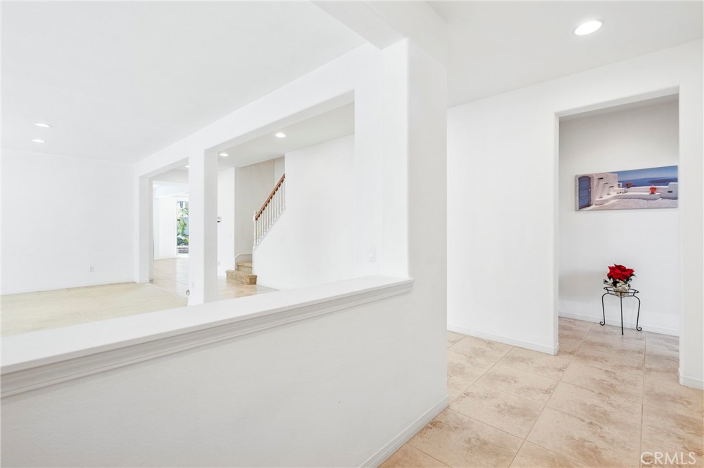 13070 Holmwood Ct