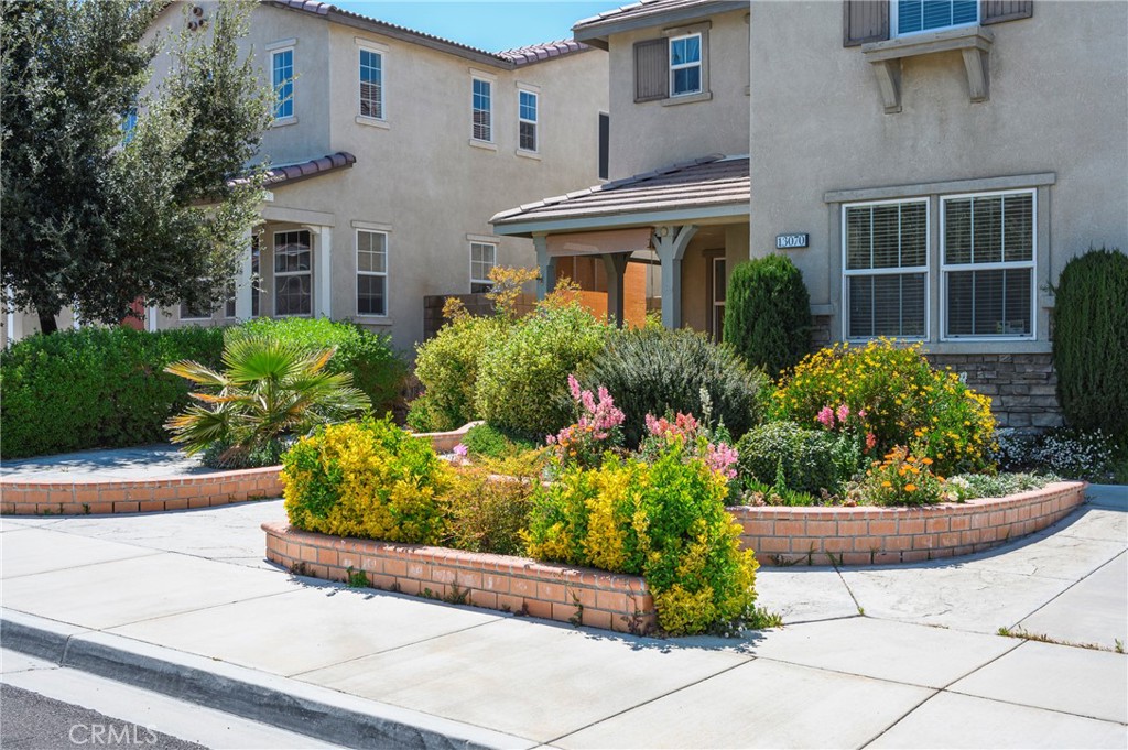 13070 Holmwood Ct
