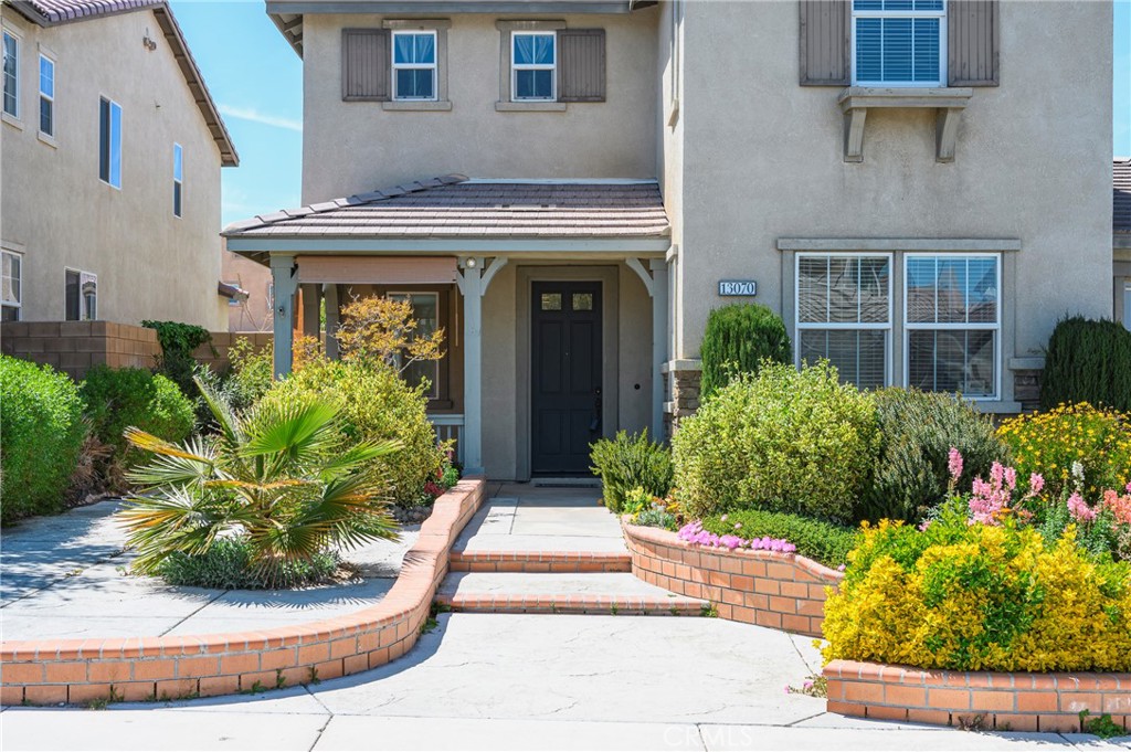 13070 Holmwood Ct