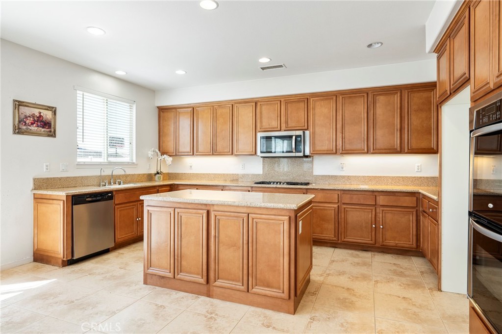 13070 Holmwood Ct