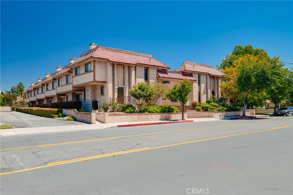 30 S Chapel Avenue C