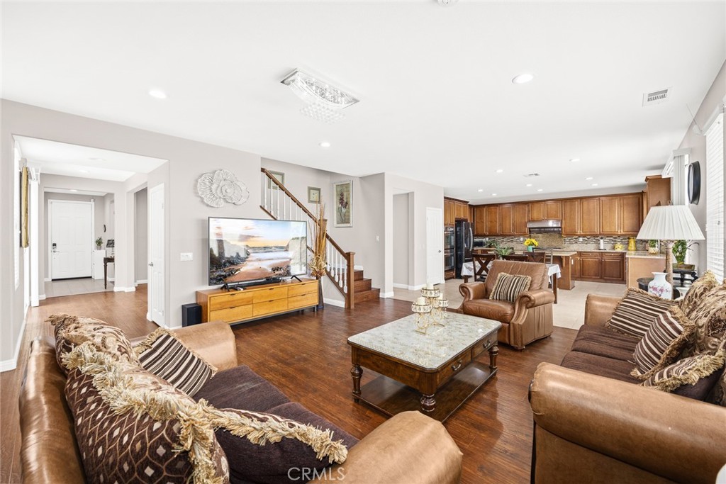 6530 Vanderbilt Street