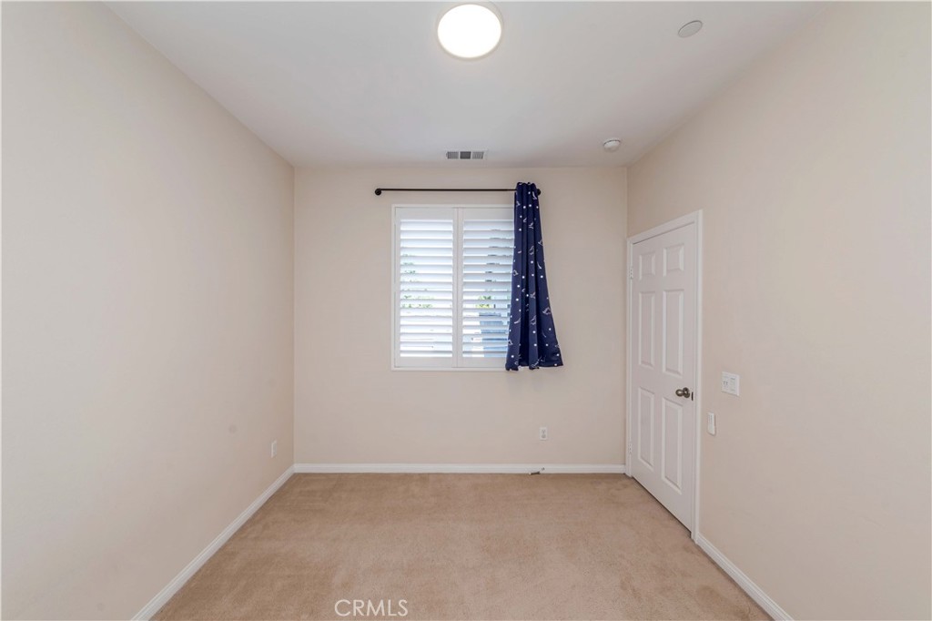 6949 Riverside Drive