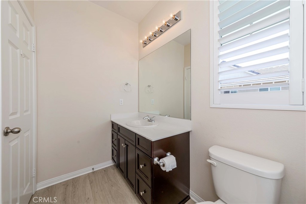 6949 Riverside Drive