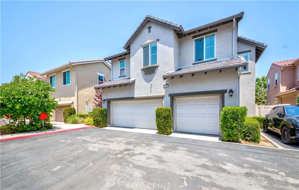 6949 Riverside Drive