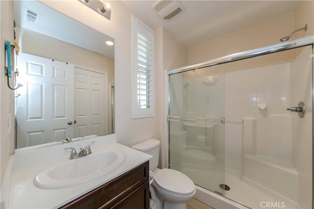 6949 Riverside Drive