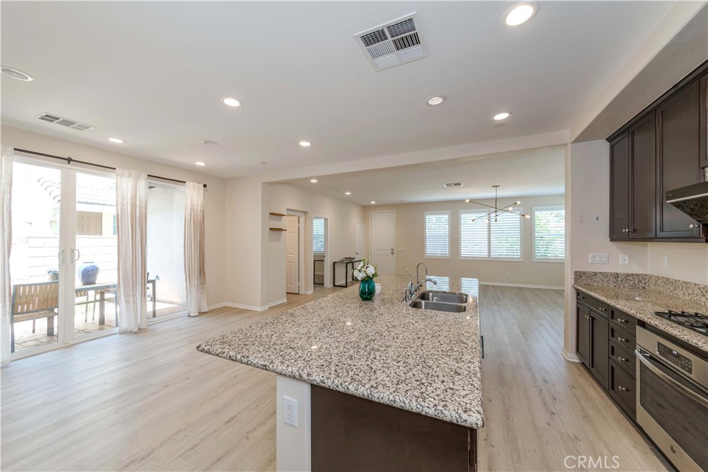 6949 Riverside Drive