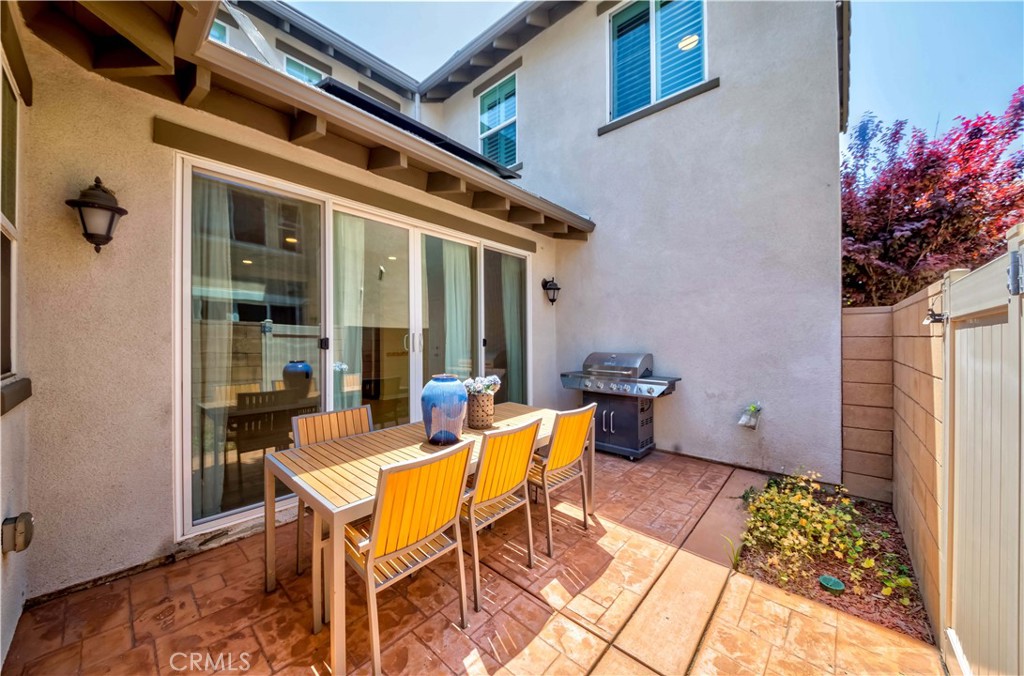 6949 Riverside Drive