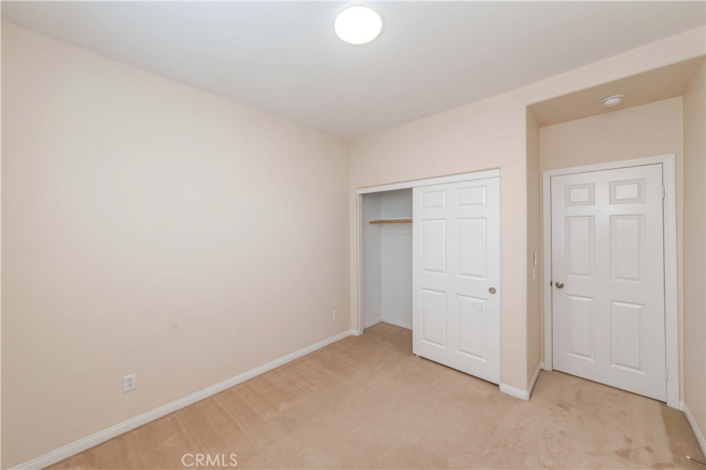 6949 Riverside Drive