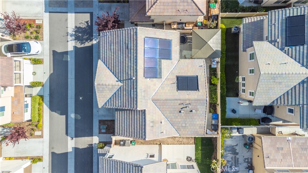 8635 Autumn Path Street