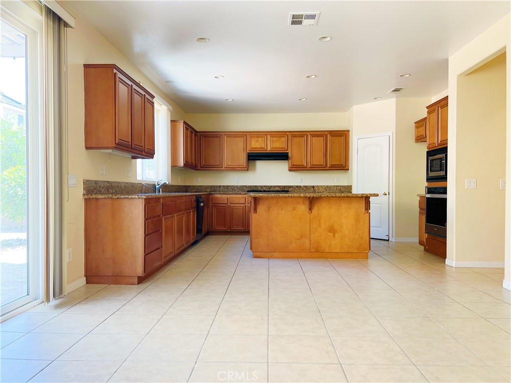 13748 Amberview Place