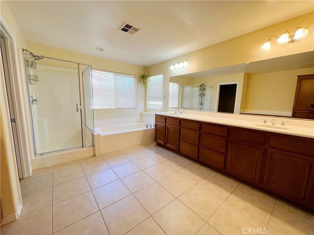 13748 Amberview Place