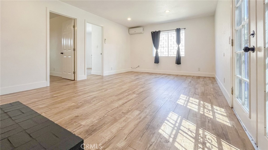 852 E Mesa Drive