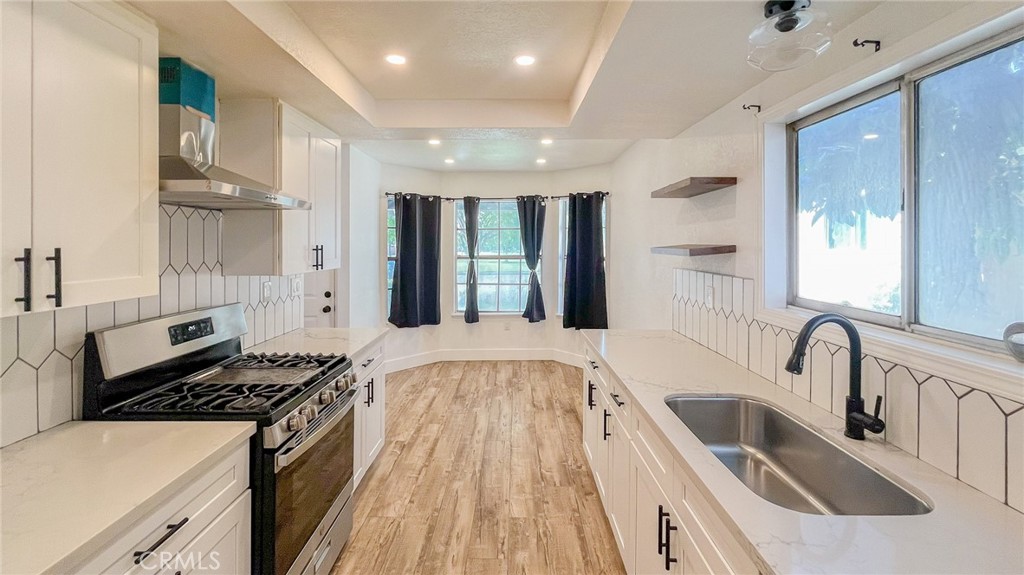 852 E Mesa Drive