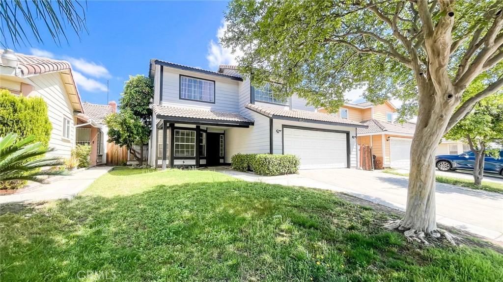 852 E Mesa Drive
