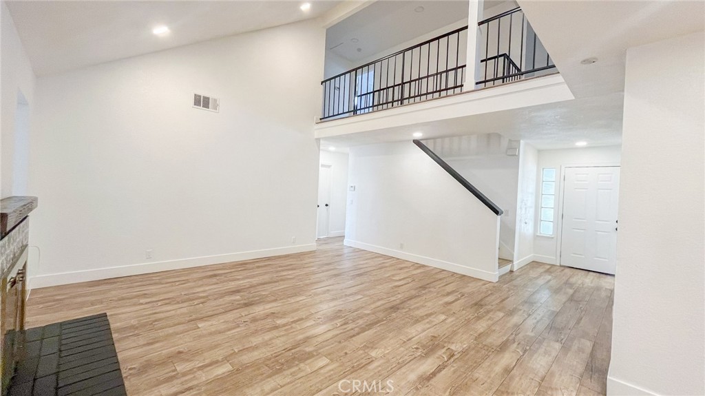 852 E Mesa Drive