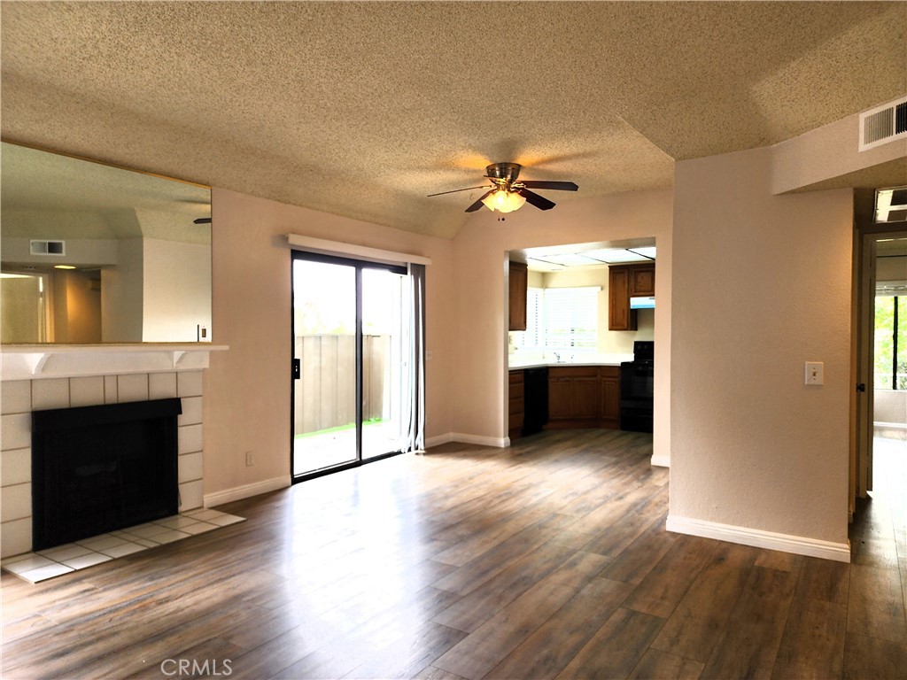 22725 Lakeway Drive 389