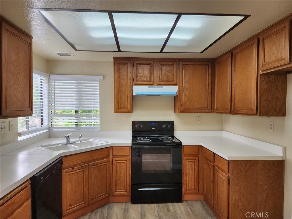 22725 Lakeway Drive 389