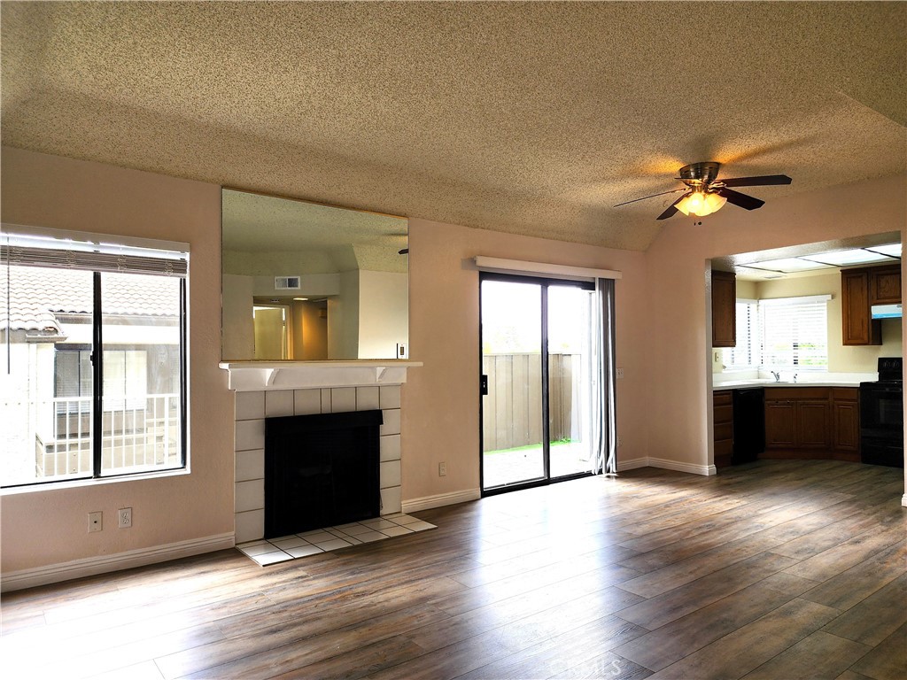22725 Lakeway Drive 389