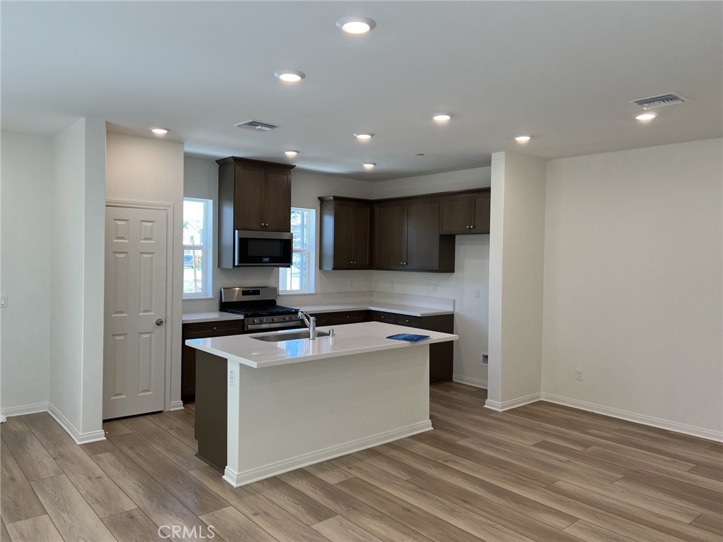 3965 E. Huntington St