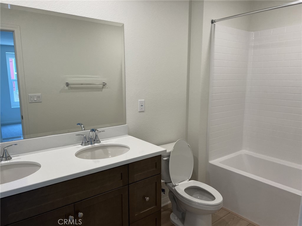 3965 E. Huntington St