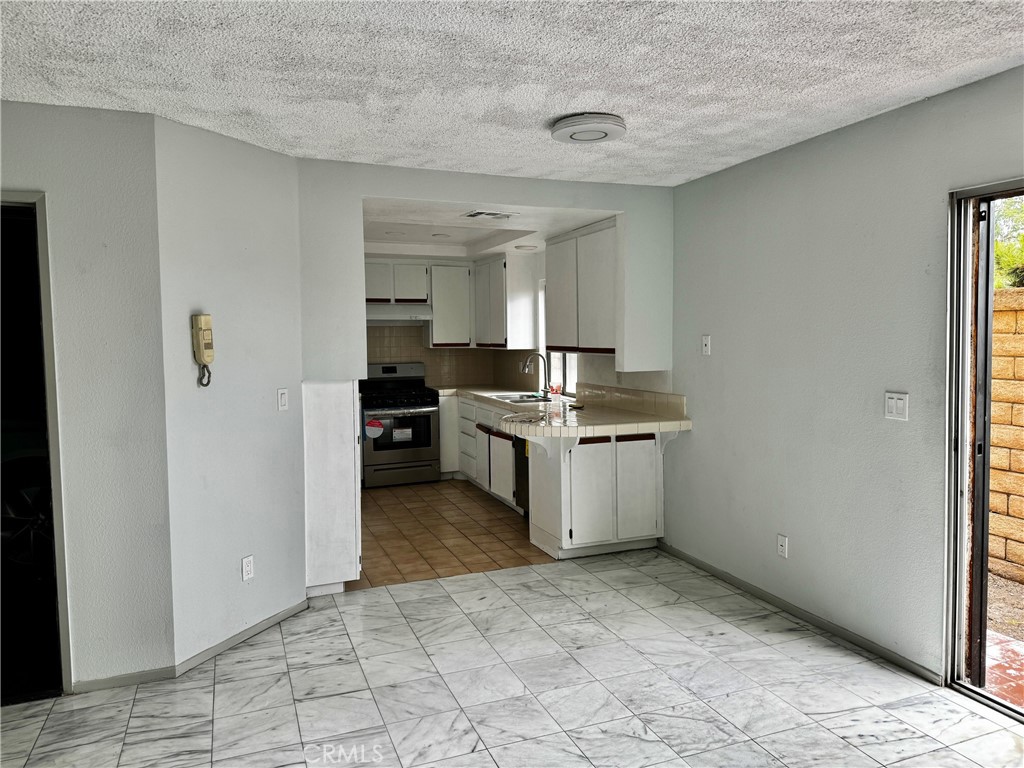 12157 Ramona Boulevard