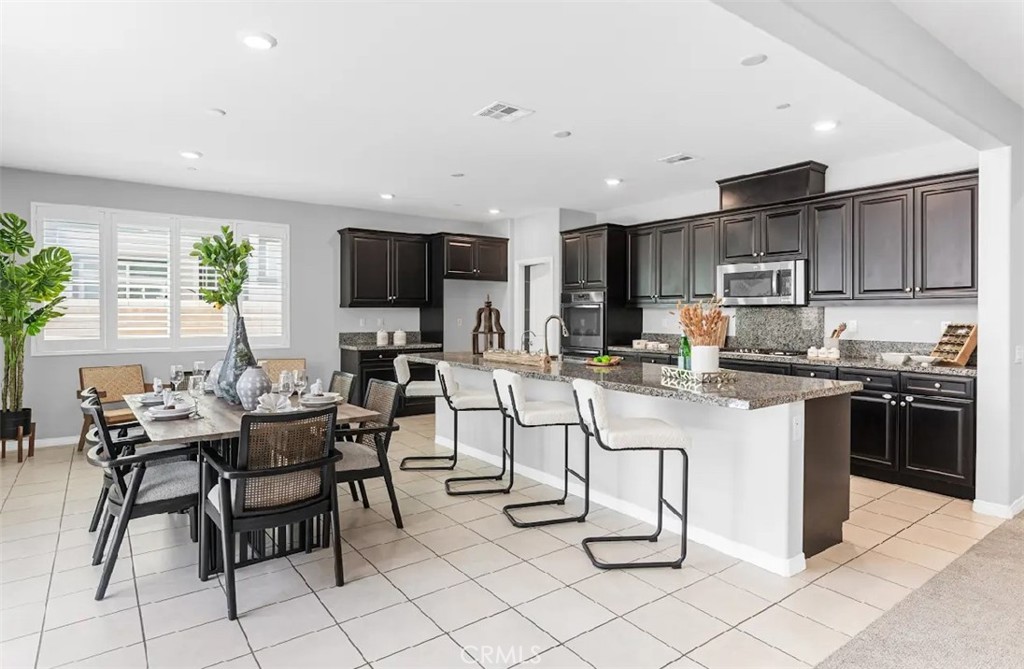 3247 E Yosemite Drive