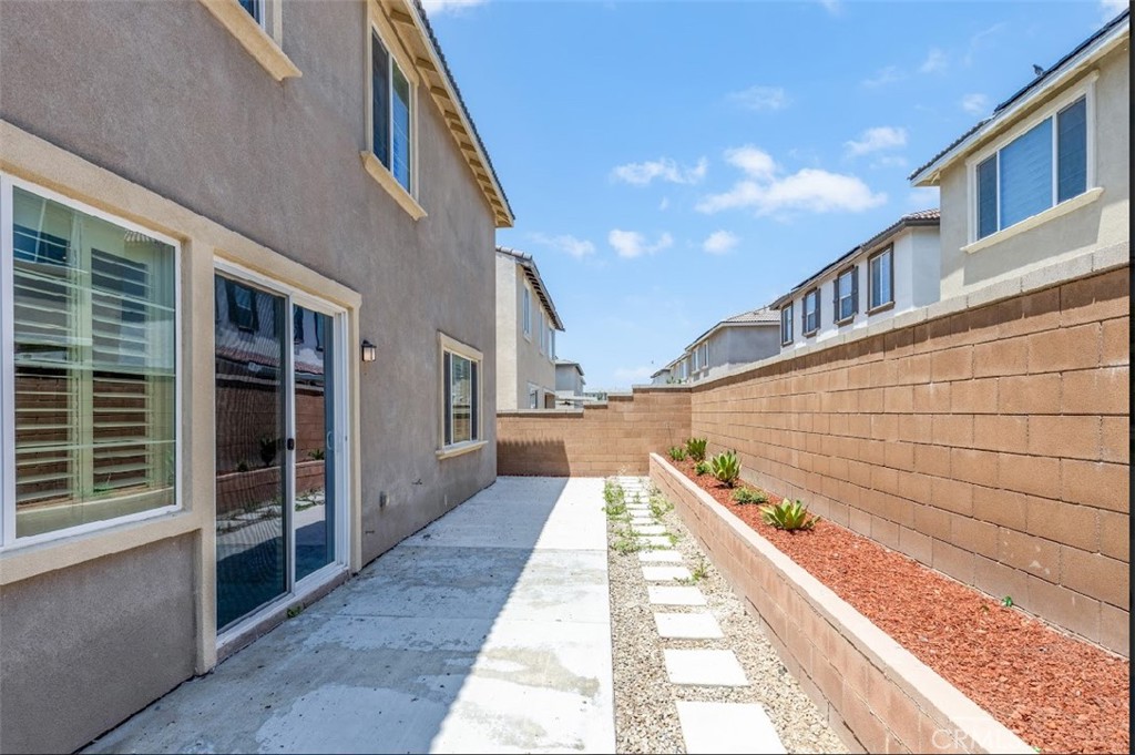 3247 E Yosemite Drive