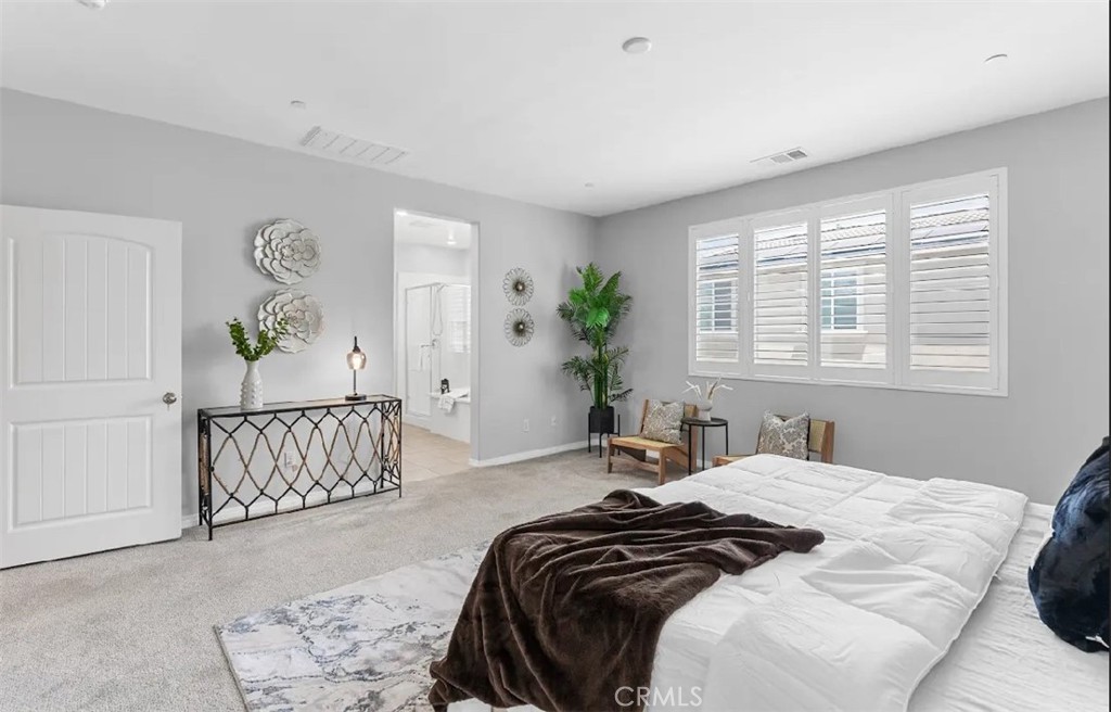 3247 E Yosemite Drive