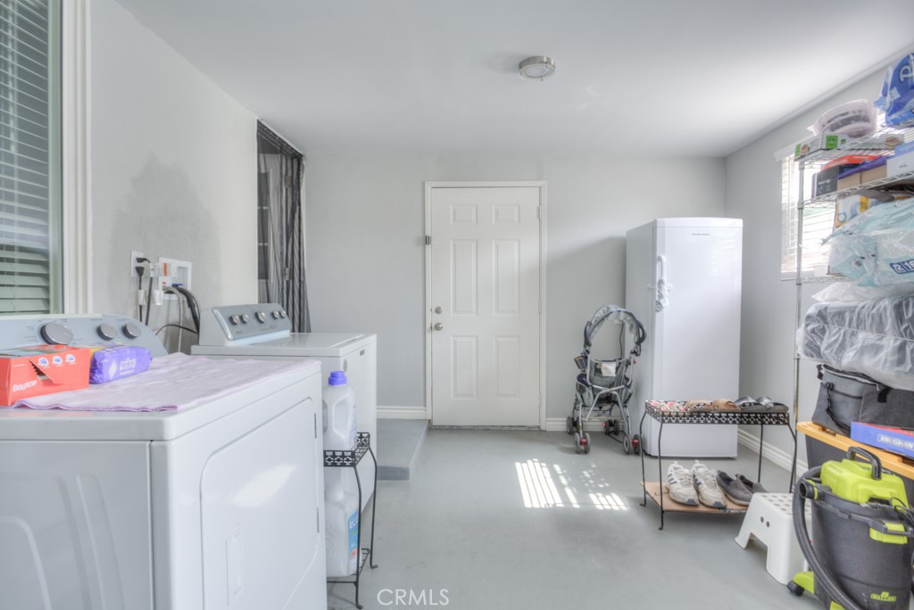 4486 Douglass Avenue