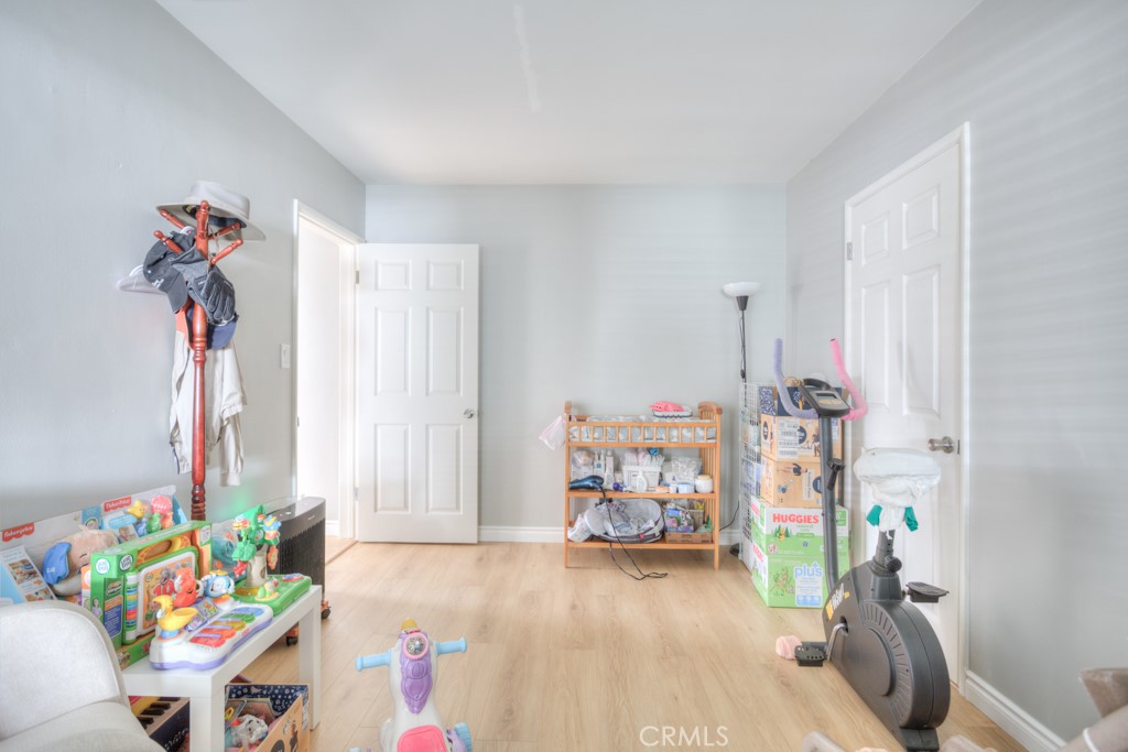 4486 Douglass Avenue