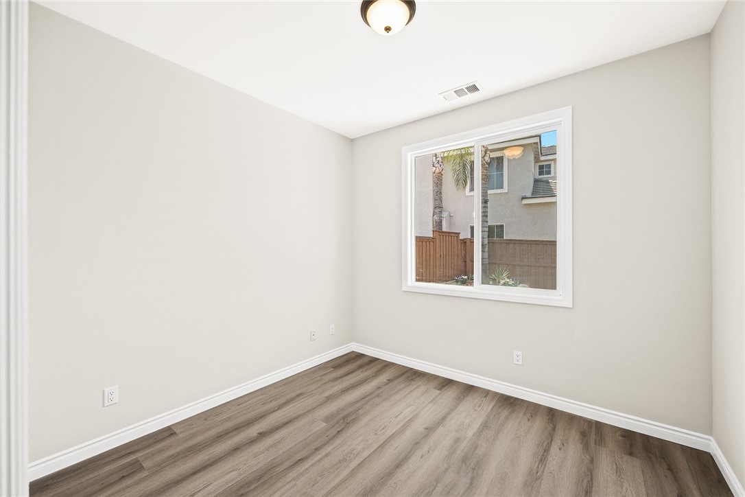 1815 Jeanna Pl