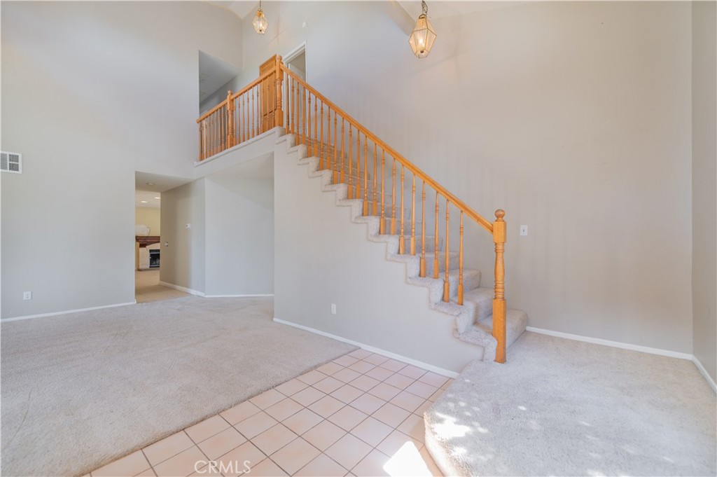 8156 Hillside Road
