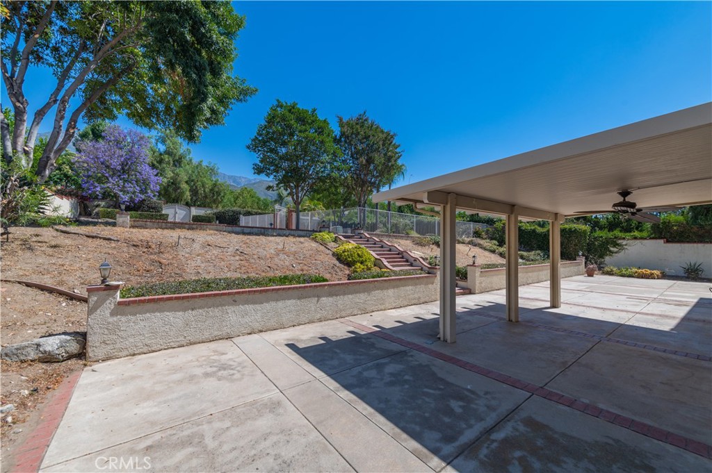 8156 Hillside Road