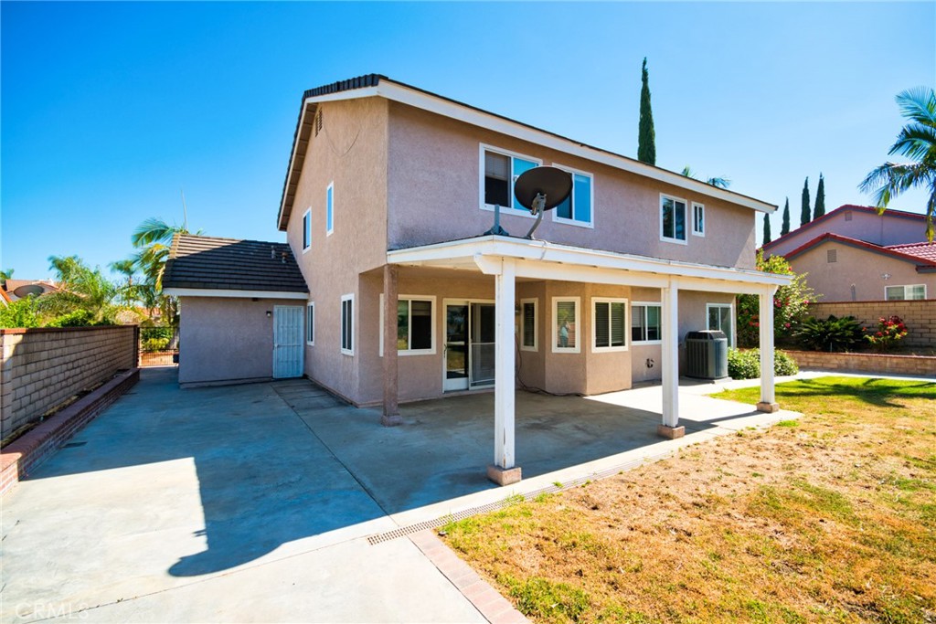 19035 Hickory Hill Lane