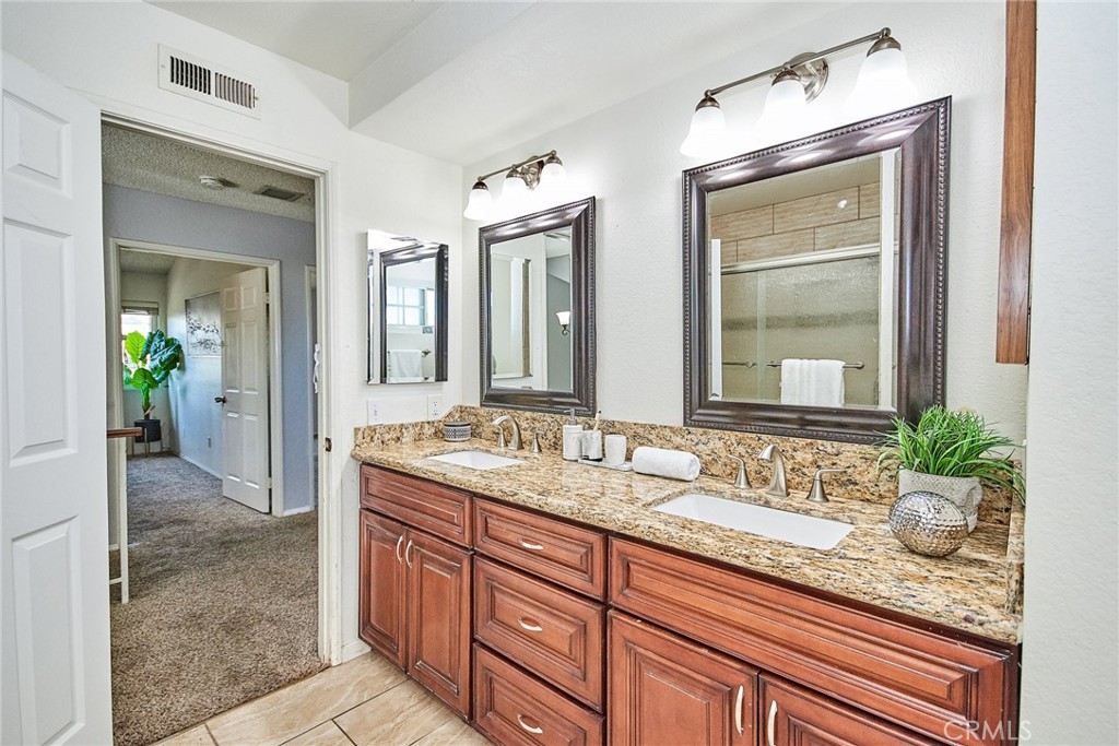 19035 Hickory Hill Lane