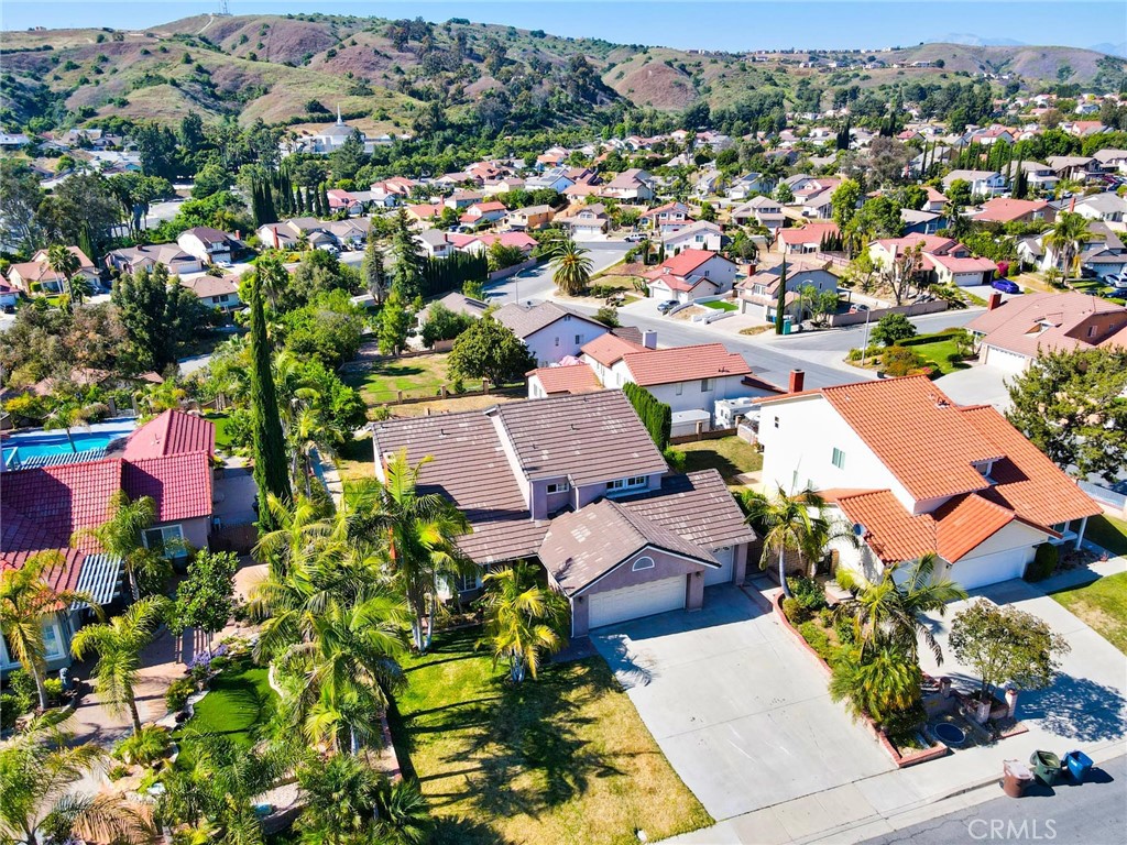 19035 Hickory Hill Lane